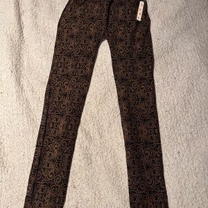 Poof! NWT Black and Brown Swirl Leggings Pants Size M/L